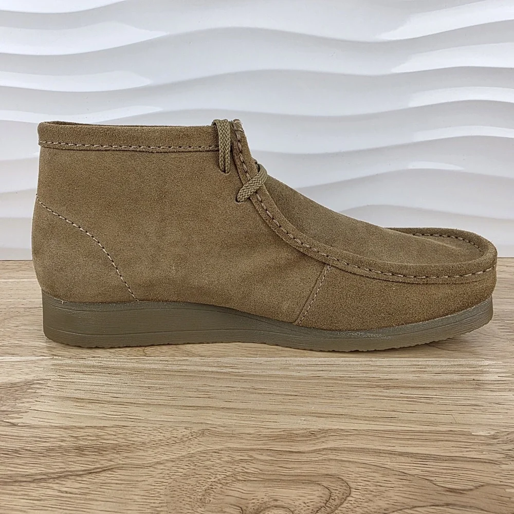 Clarks Wallaston Boots Mens Size 11 Sand Suede Wallabee Style Moc Toe Chukka